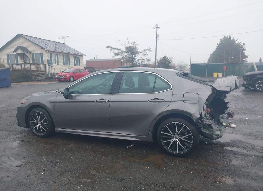 Photo 14 of 2024 Toyota Camry SE (VIN 4T1G11AK4RU259495)