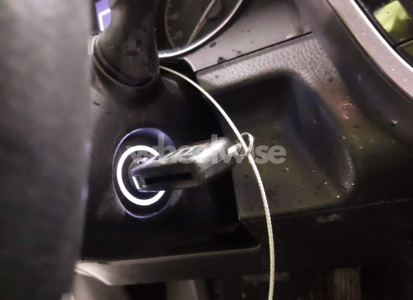 Photo 11 of 2020 Toyota Camry SE (VIN 4T1G11AK5LU307089)