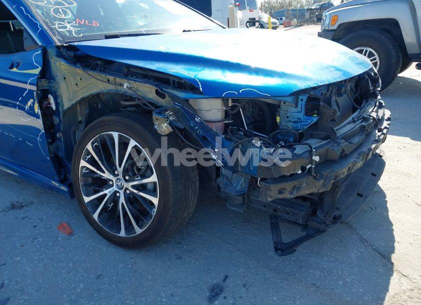 Photo 6 of 2020 Toyota Camry SE (VIN 4T1G11AK5LU308758)