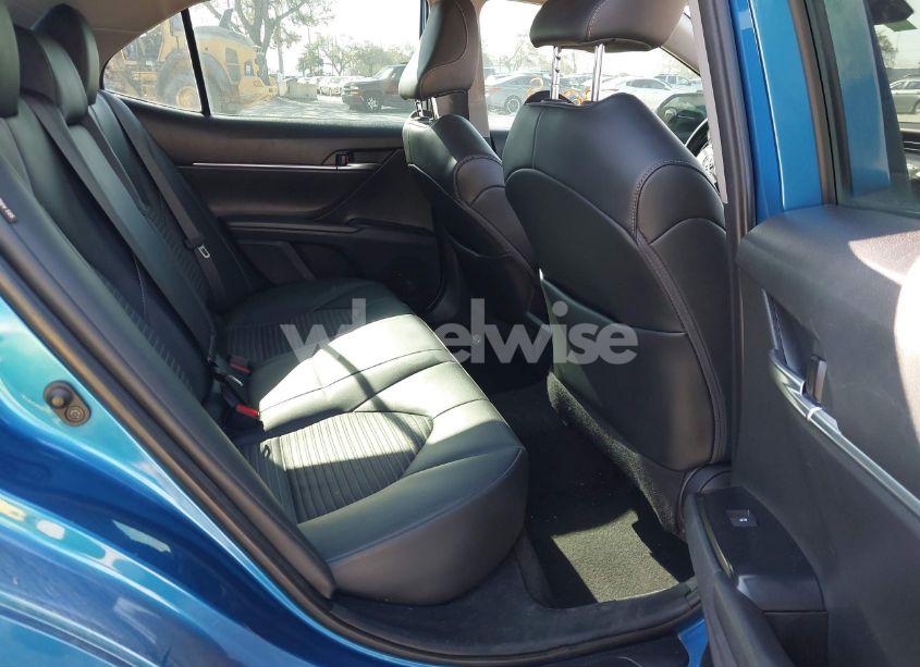 Photo 8 of 2020 Toyota Camry SE (VIN 4T1G11AK5LU308758)