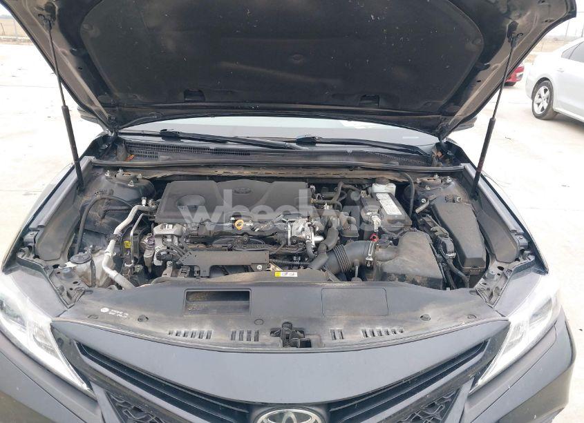 Photo 10 of 2020 Toyota Camry SE NIGHTSHADE EDITION (VIN 4T1G11AK5LU317587)