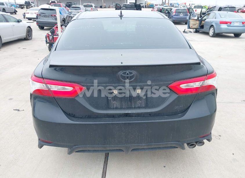 Photo 16 of 2020 Toyota Camry SE NIGHTSHADE EDITION (VIN 4T1G11AK5LU317587)