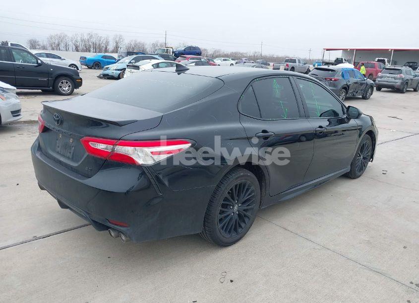 Photo 4 of 2020 Toyota Camry SE NIGHTSHADE EDITION (VIN 4T1G11AK5LU317587)
