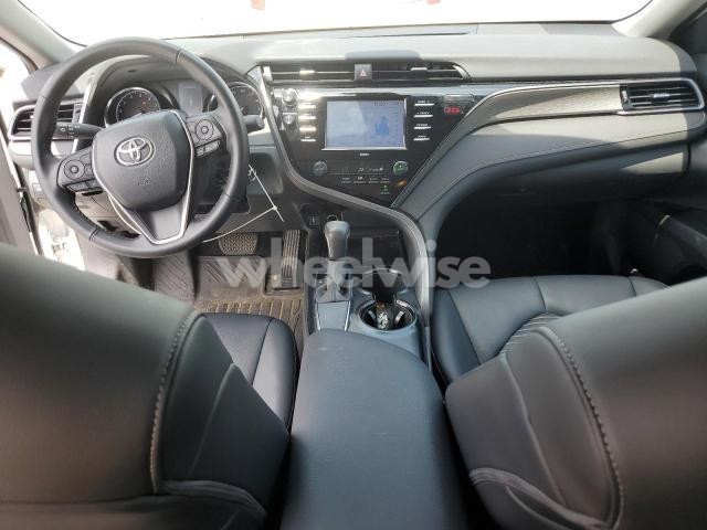 Photo 3 of 2020 TOYOTA CAMRY SE (VIN 4T1G11AK5LU318268)