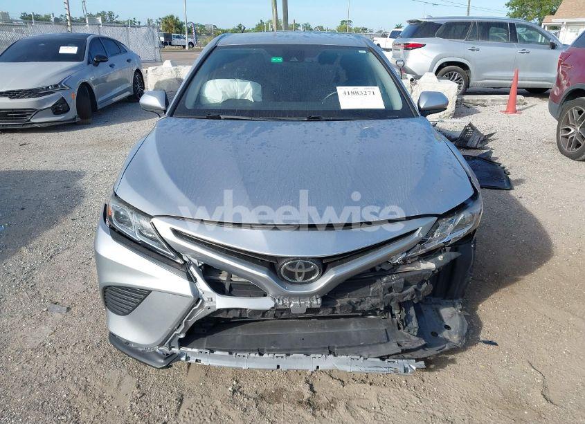 Photo 6 of 2020 Toyota Camry SE (VIN 4T1G11AK5LU357877)