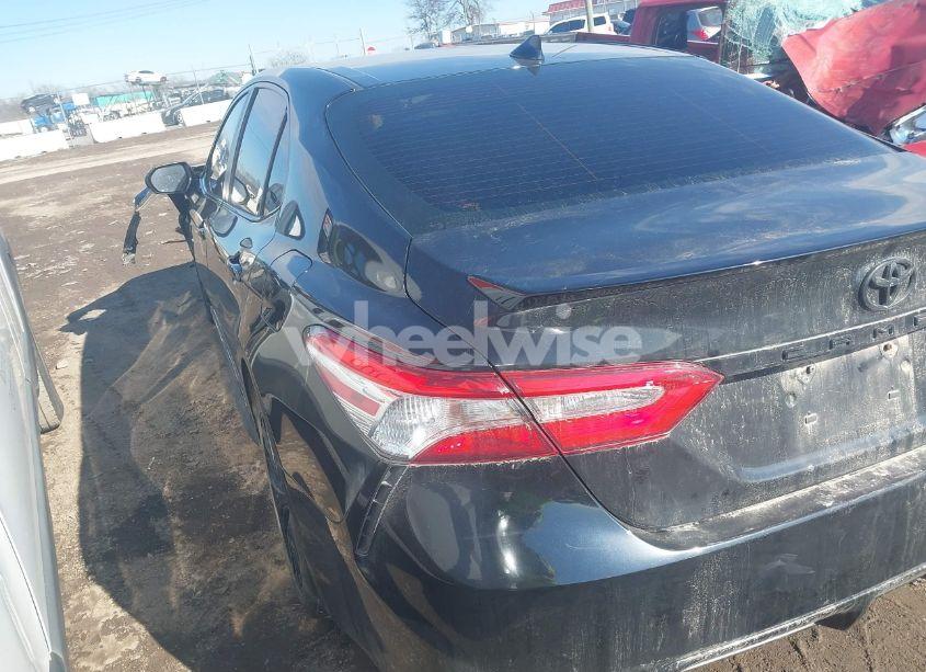 Photo 3 of 2020 Toyota Camry SE NIGHTSHADE EDITION (VIN 4T1G11AK5LU375683)