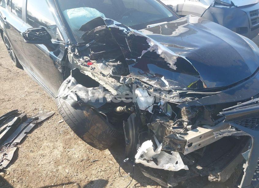 Photo 6 of 2020 Toyota Camry SE NIGHTSHADE EDITION (VIN 4T1G11AK5LU375683)