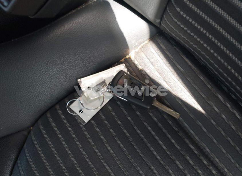 Photo 11 of 2020 Toyota Camry SE (VIN 4T1G11AK5LU500066)