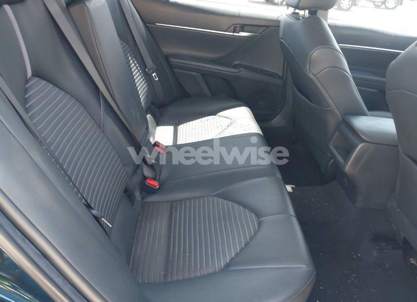 Photo 8 of 2020 Toyota Camry SE (VIN 4T1G11AK5LU500066)