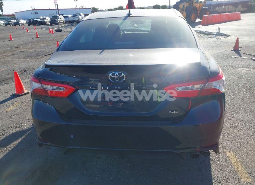 Photo 16 of 2020 Toyota Camry SE (VIN 4T1G11AK5LU509611)