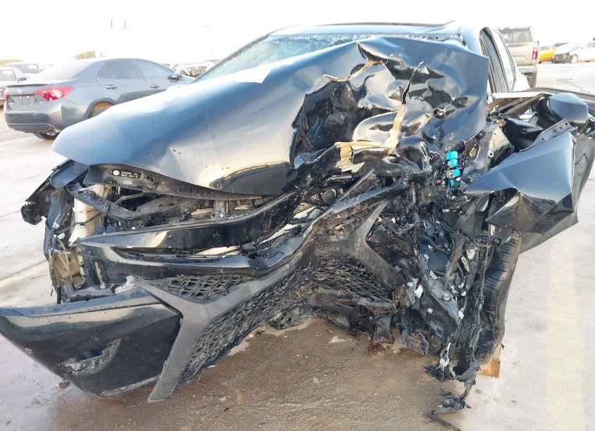 Photo 6 of 2020 Toyota Camry SE (VIN 4T1G11AK5LU861829)