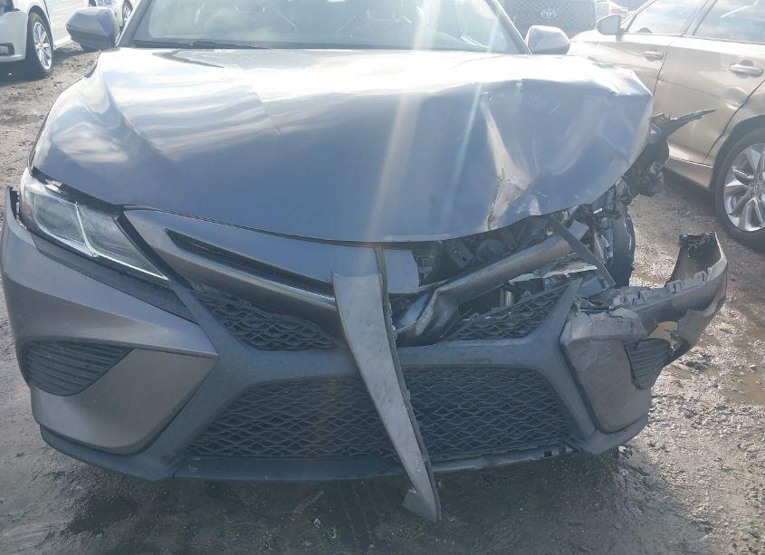 Photo 18 of 2020 Toyota Camry SE (VIN 4T1G11AK5LU891803)