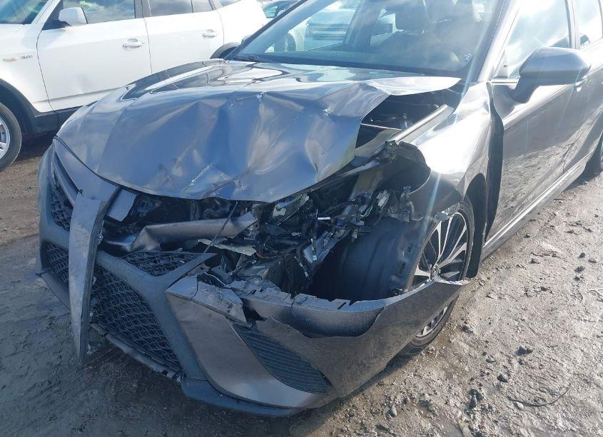 Photo 19 of 2020 Toyota Camry SE (VIN 4T1G11AK5LU891803)