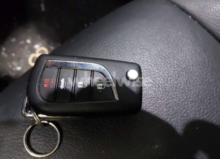 Photo 11 of 2020 Toyota Camry SE (VIN 4T1G11AK5LU929224)