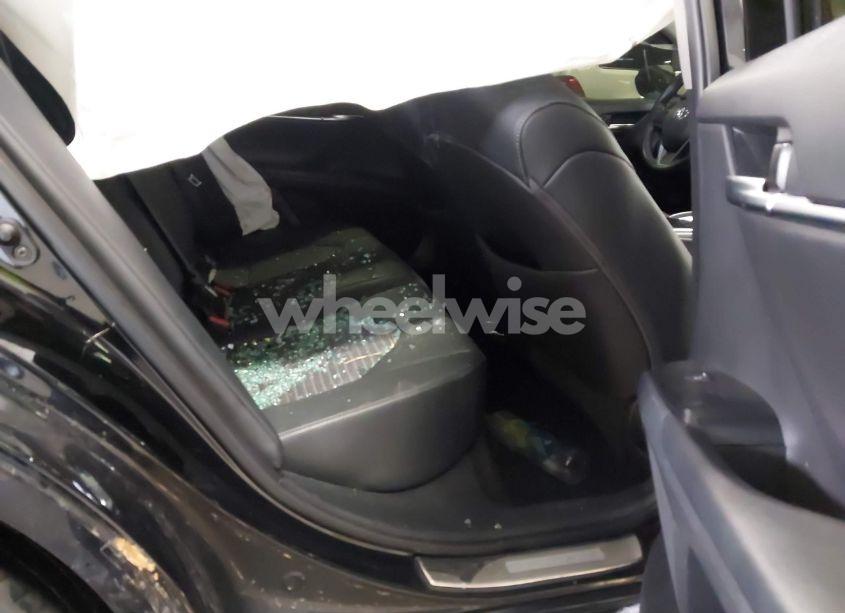 Photo 8 of 2020 Toyota Camry SE (VIN 4T1G11AK5LU929224)