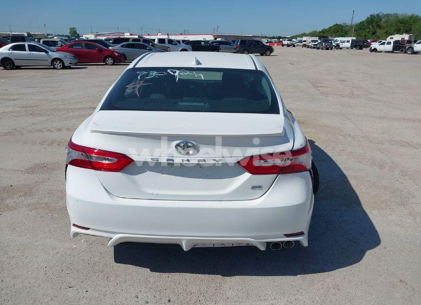 Photo 17 of 2020 Toyota Camry SE (VIN 4T1G11AK5LU930924)