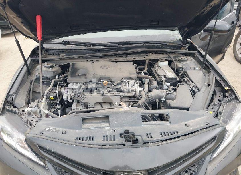 Photo 10 of 2020 Toyota Camry SE (VIN 4T1G11AK5LU940479)