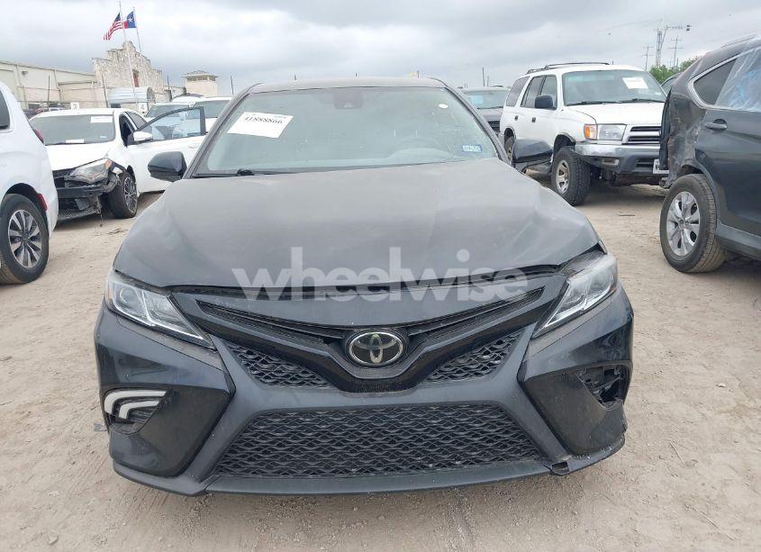 Photo 12 of 2020 Toyota Camry SE (VIN 4T1G11AK5LU940479)