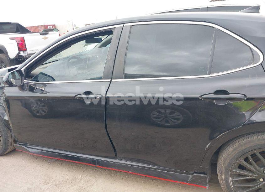 Photo 14 of 2020 Toyota Camry SE (VIN 4T1G11AK5LU940479)