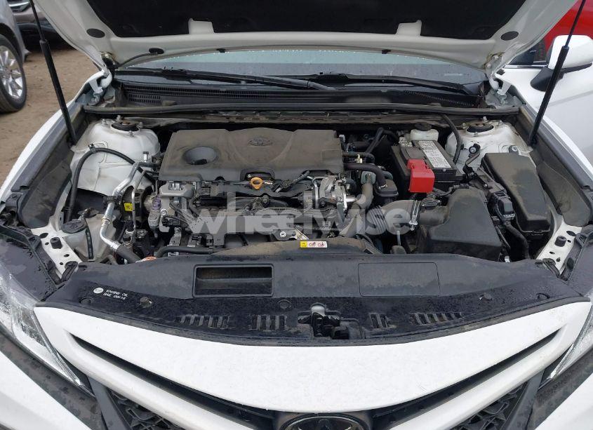 Photo 10 of 2020 Toyota Camry SE (VIN 4T1G11AK5LU945729)