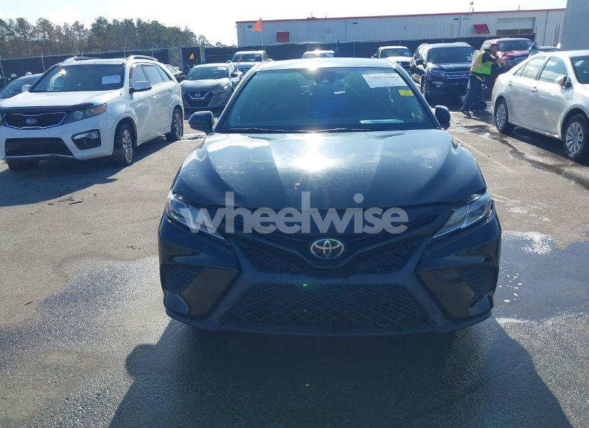 Photo 12 of 2020 Toyota Camry SE (VIN 4T1G11AK5LU971389)