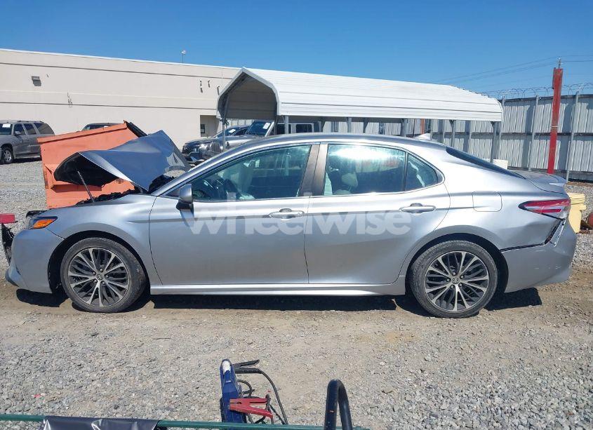 Photo 14 of 2020 Toyota Camry SE (VIN 4T1G11AK5LU983431)