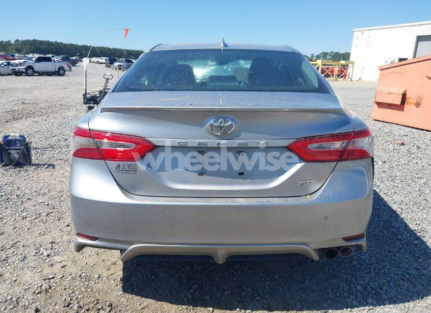 Photo 16 of 2020 Toyota Camry SE (VIN 4T1G11AK5LU983431)