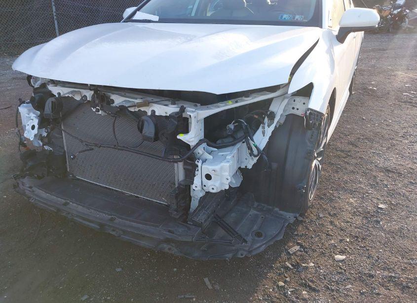 Photo 6 of 2020 Toyota Camry SE (VIN 4T1G11AK5LU995403)