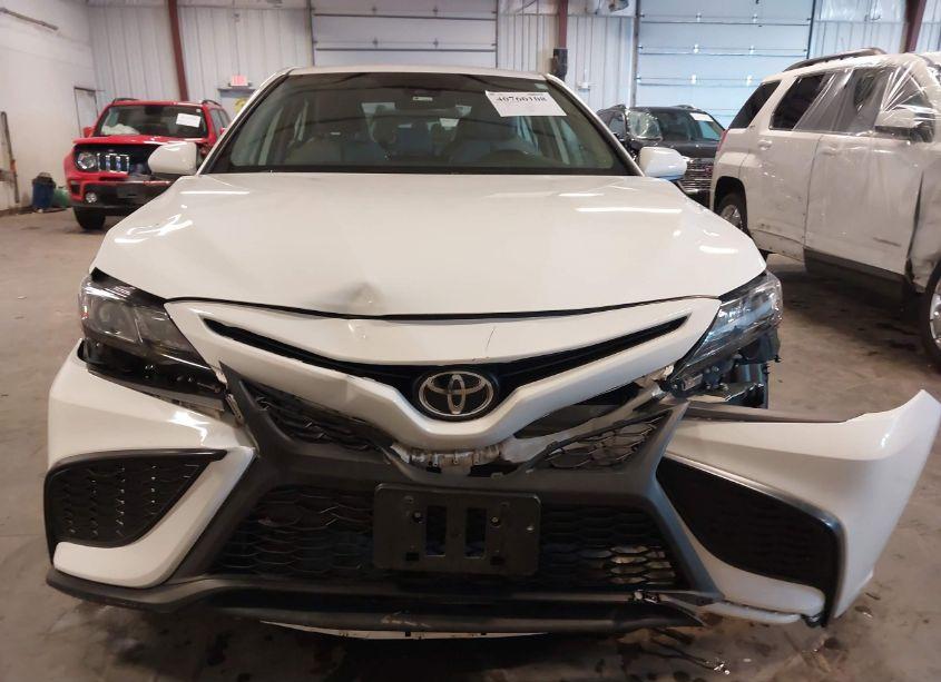 Photo 12 of 2021 Toyota Camry SE (VIN 4T1G11AK5MU408036)