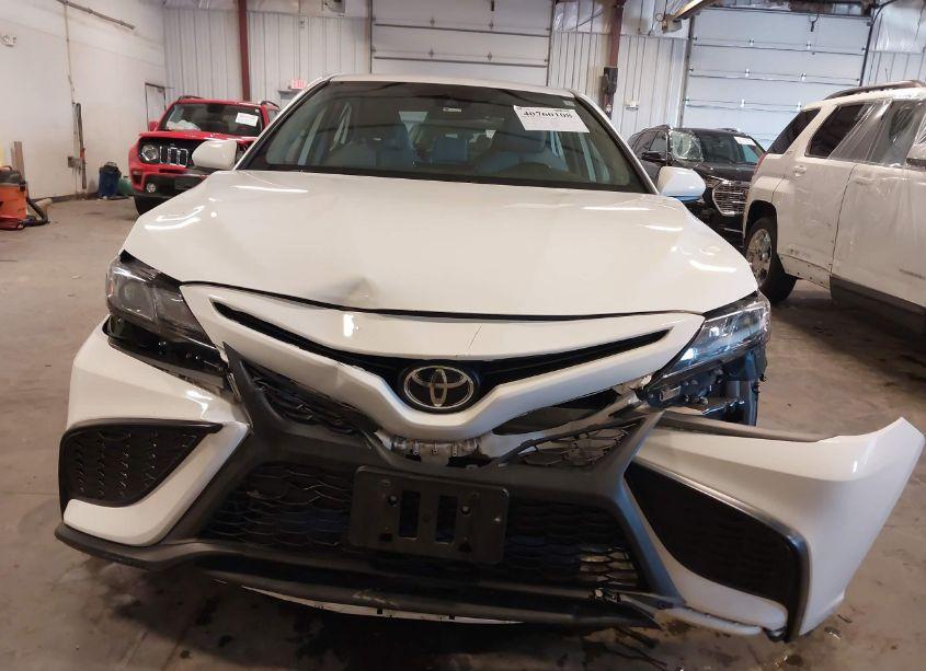 Photo 6 of 2021 Toyota Camry SE (VIN 4T1G11AK5MU408036)