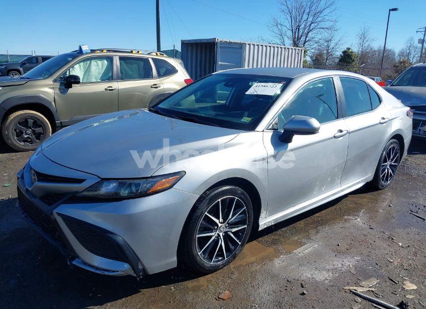 Photo 2 of 2021 Toyota Camry SE (VIN 4T1G11AK5MU411101)