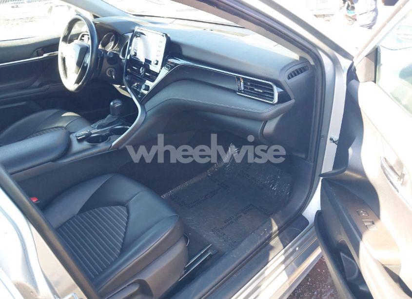 Photo 5 of 2021 Toyota Camry SE (VIN 4T1G11AK5MU411101)