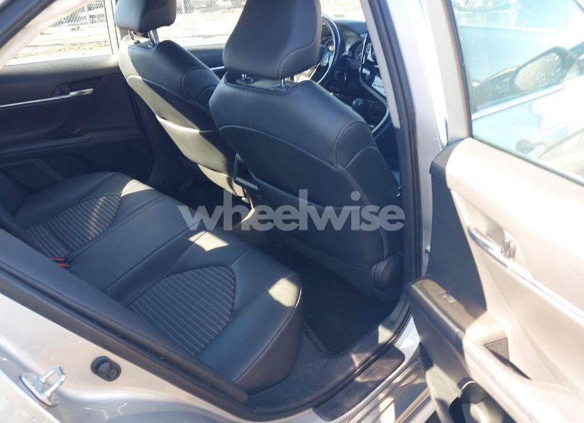 Photo 8 of 2021 Toyota Camry SE (VIN 4T1G11AK5MU411101)