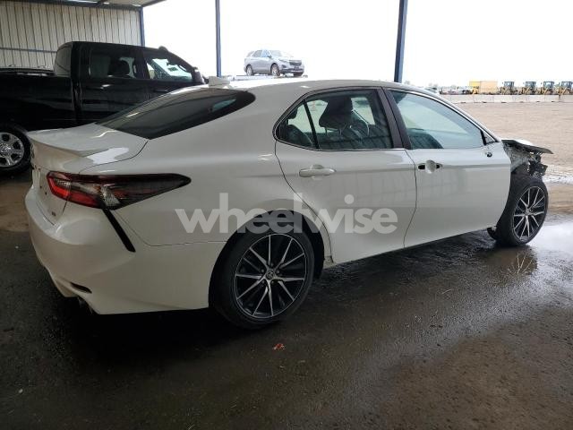 Photo 3 of 2021 TOYOTA CAMRY SE (VIN 4T1G11AK5MU427783)