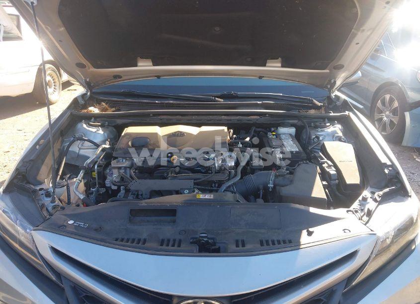 Photo 10 of 2021 Toyota Camry SE (VIN 4T1G11AK5MU428870)