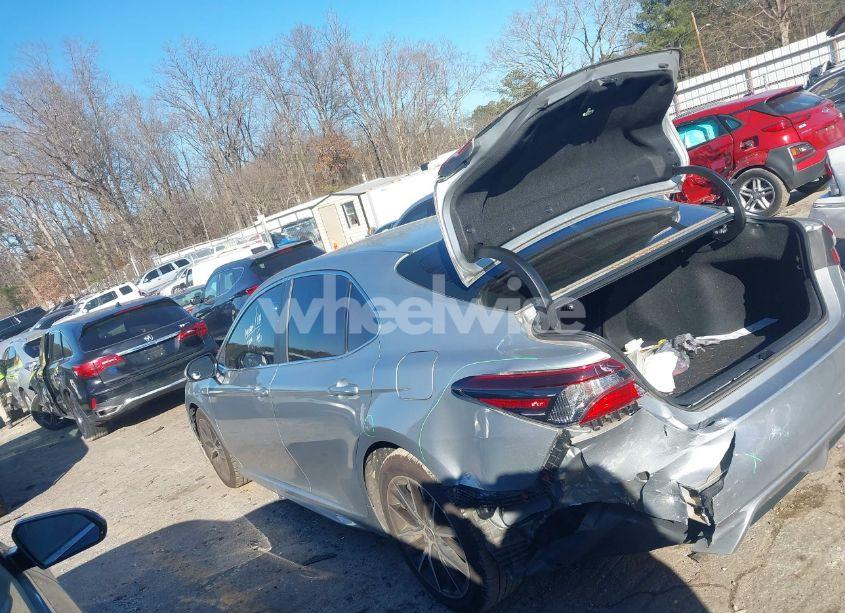 Photo 14 of 2021 Toyota Camry SE (VIN 4T1G11AK5MU428870)