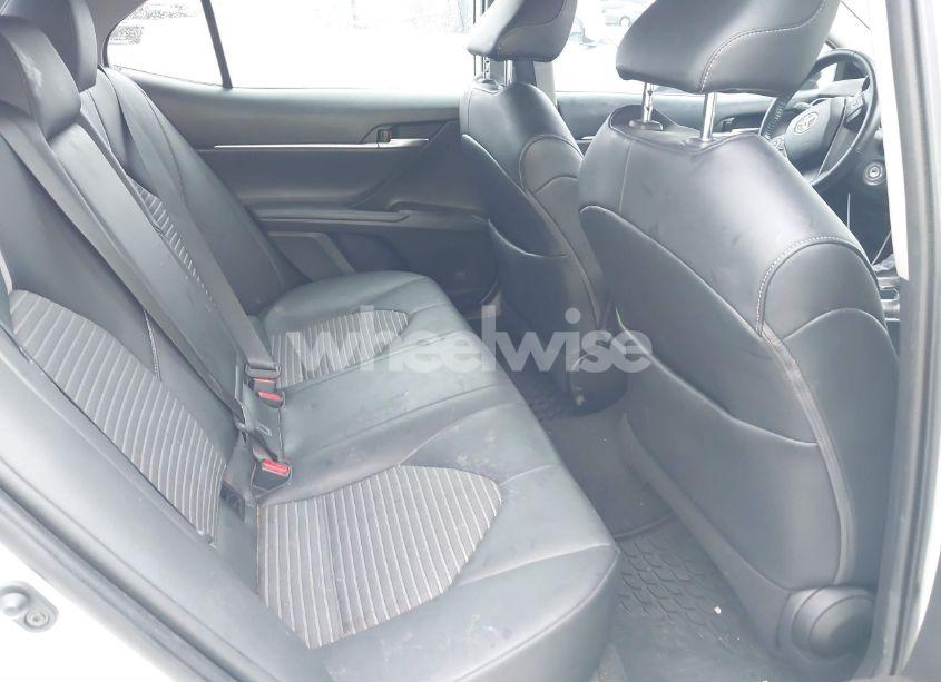 Photo 8 of 2021 Toyota Camry SE (VIN 4T1G11AK5MU463179)