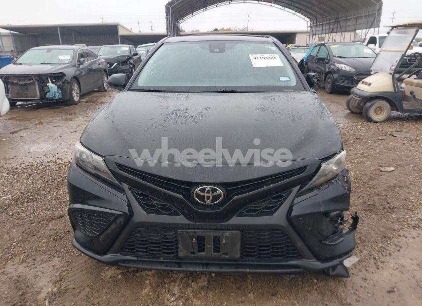 Photo 11 of 2021 Toyota Camry SE (VIN 4T1G11AK5MU550872)