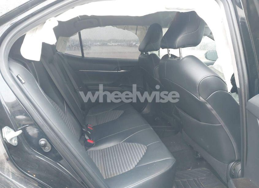 Photo 8 of 2021 Toyota Camry SE (VIN 4T1G11AK5MU550872)