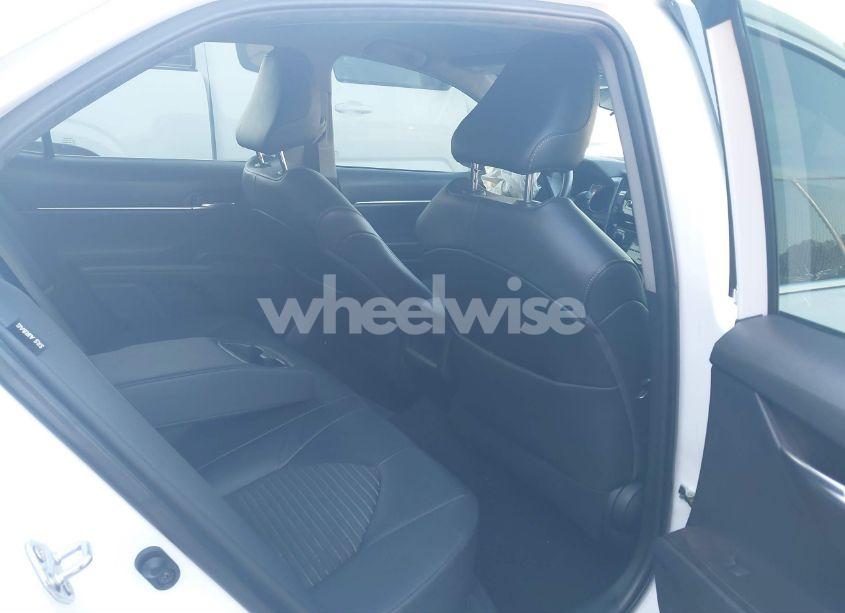 Photo 8 of 2021 Toyota Camry SE (VIN 4T1G11AK5MU551262)