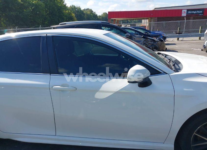 Photo 13 of 2021 Toyota Camry SE/SE NIGHT SHADE (VIN 4T1G11AK5MU551956)