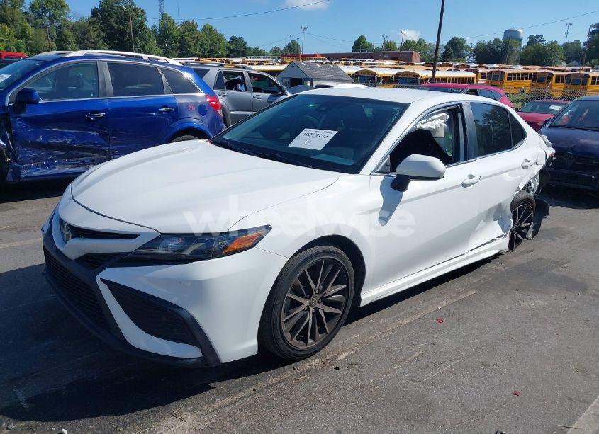 Photo 2 of 2021 Toyota Camry SE/SE NIGHT SHADE (VIN 4T1G11AK5MU551956)