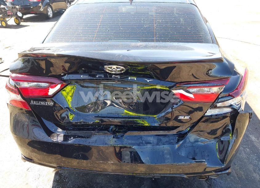 Photo 6 of 2021 Toyota Camry SE (VIN 4T1G11AK5MU561225)