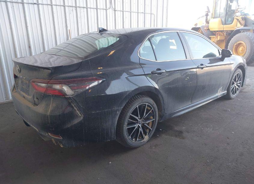 Photo 4 of 2021 Toyota Camry SE (VIN 4T1G11AK5MU598095)