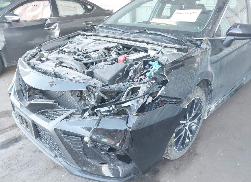 Photo 6 of 2021 Toyota Camry SE (VIN 4T1G11AK5MU598095)