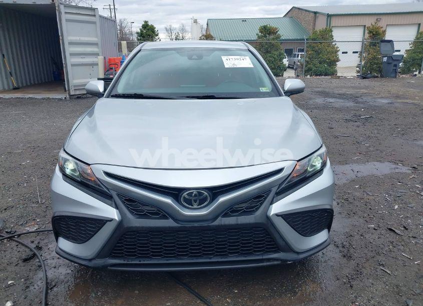Photo 12 of 2021 Toyota Camry SE (VIN 4T1G11AK5MU609595)