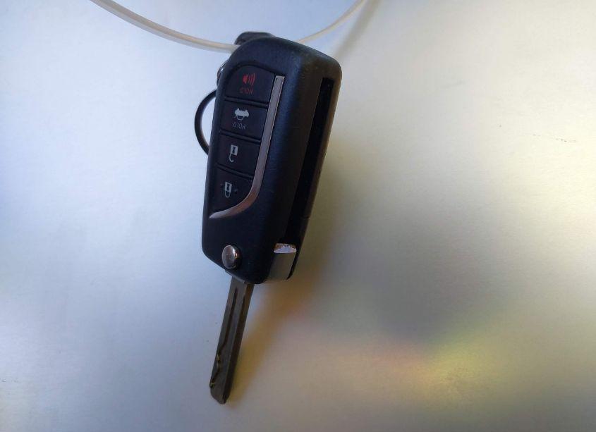 Photo 11 of 2021 Toyota Camry SE (VIN 4T1G11AK5MU611833)