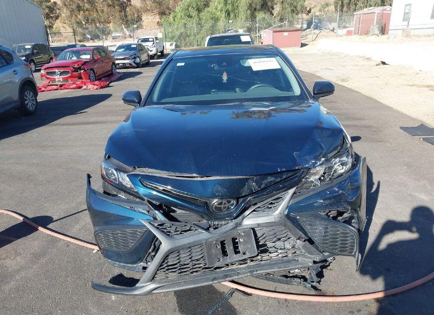 Photo 12 of 2021 Toyota Camry SE (VIN 4T1G11AK5MU611833)