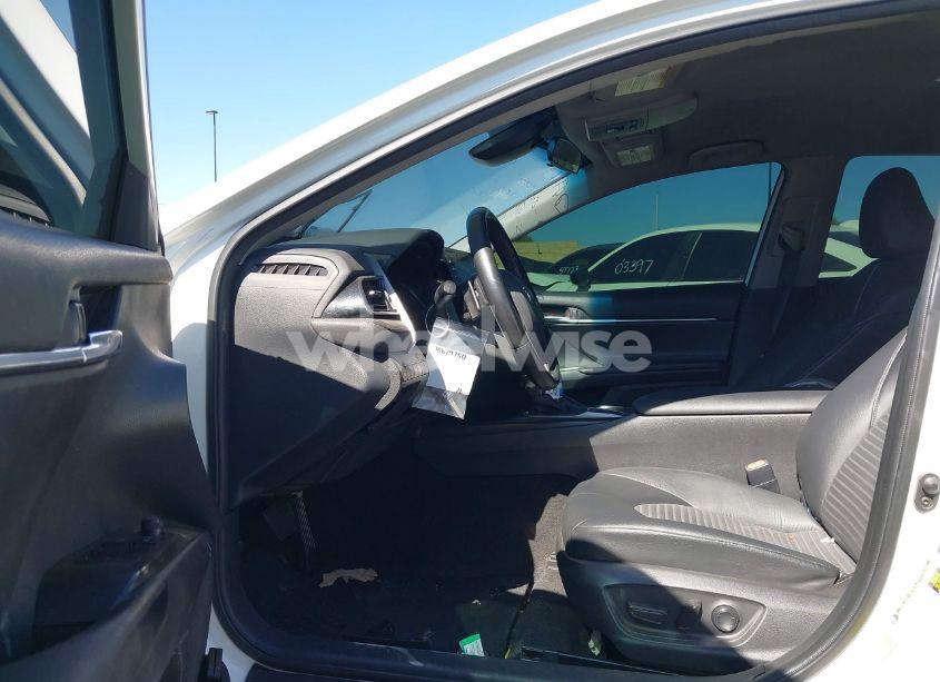 Photo 5 of 2022 Toyota Camry SE (VIN 4T1G11AK5NU053628)