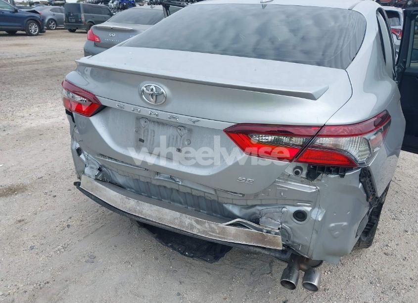 Photo 6 of 2022 Toyota Camry SE (VIN 4T1G11AK5NU065178)